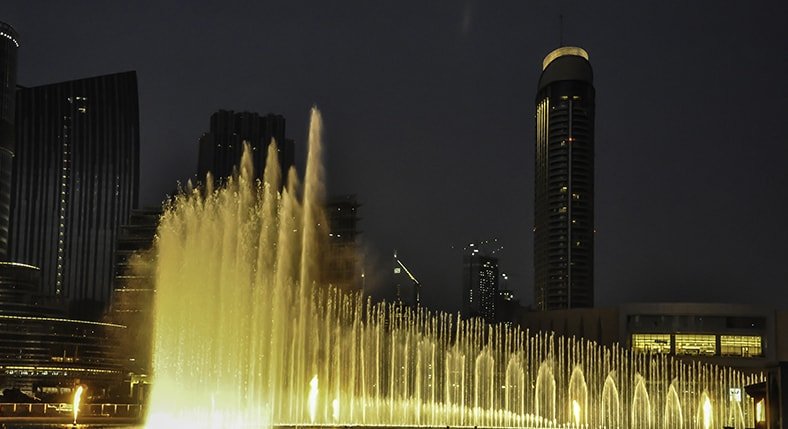 Dubai Fountain Show Attraction Tour